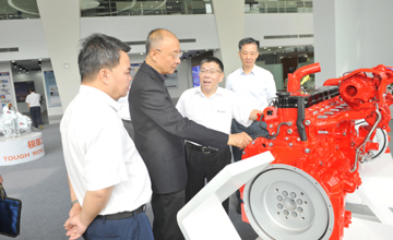 國務院國資委秘書長閻曉峰到公司調研時指出 繼續提升市場占有率 成為行業領軍企業