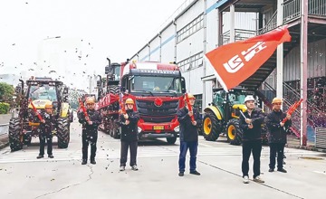 柳工農機2026年全球訂單首發！混合動力拖拉機啟程奔赴海內外市場